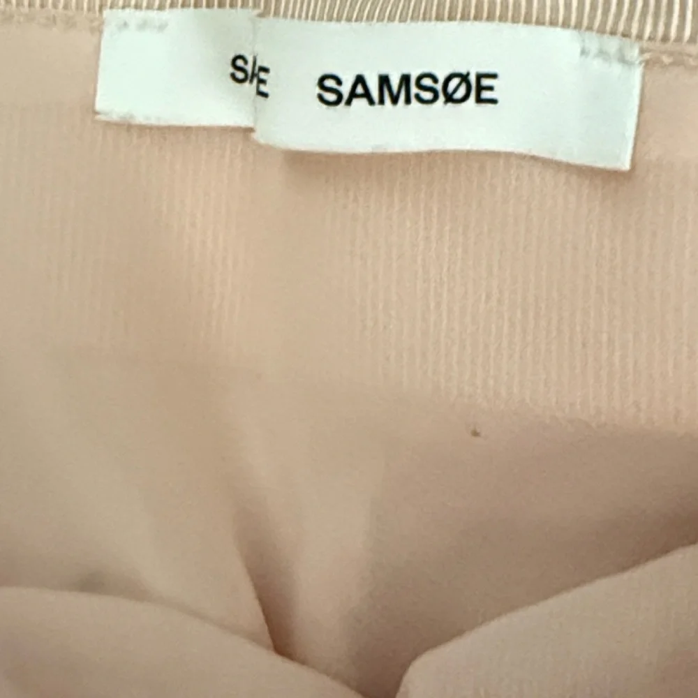 Samsøe Samsøe Alsop Pink Floral Skirt Sz M - Picture 3 of 7